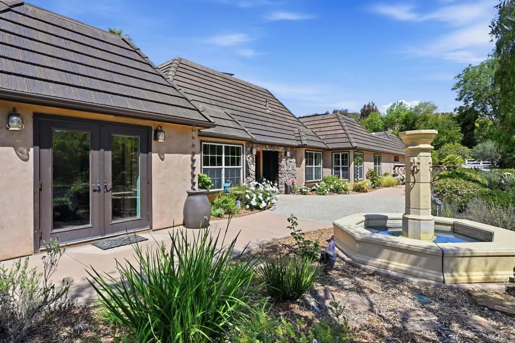 https://cdn.realtyfeed.com/cdn/127/306684226/7dbd69bb0af54768605fa6c768c1092c.webp