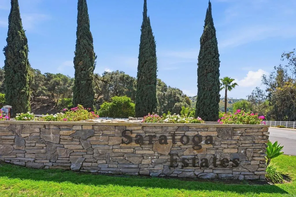 https://cdn.realtyfeed.com/cdn/127/306684226/d652453368c1e303286a3c79e3158bc3.webp
