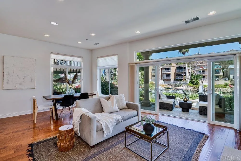 Photo #8: NDP2603278 Listing: Photo #8