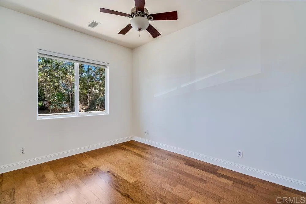 Photo #32: NDP2603278 Listing: Photo #32