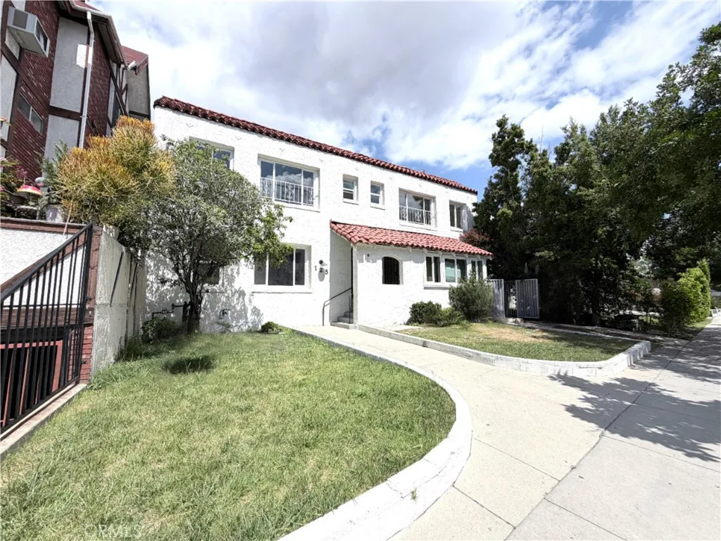 Glendale, CA 91204