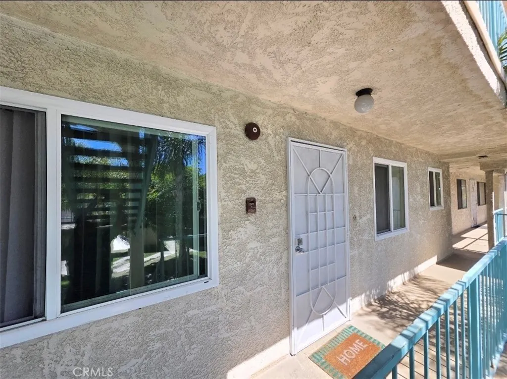 Hawthorne, CA 90250