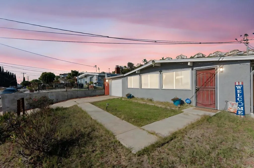 https://cdn.realtyfeed.com/cdn/127/306684325/0c7776e89e0674ae0e1fba8af5c650c2.webp