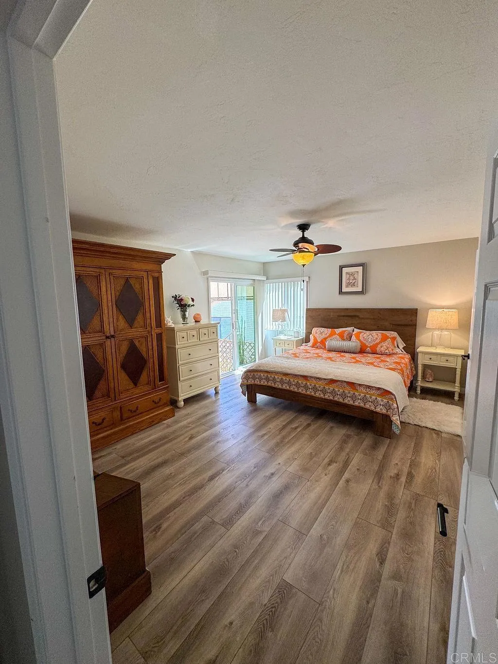 https://cdn.realtyfeed.com/cdn/127/306684367/2d962684e3e402fa2c1362d8ac54f567.webp