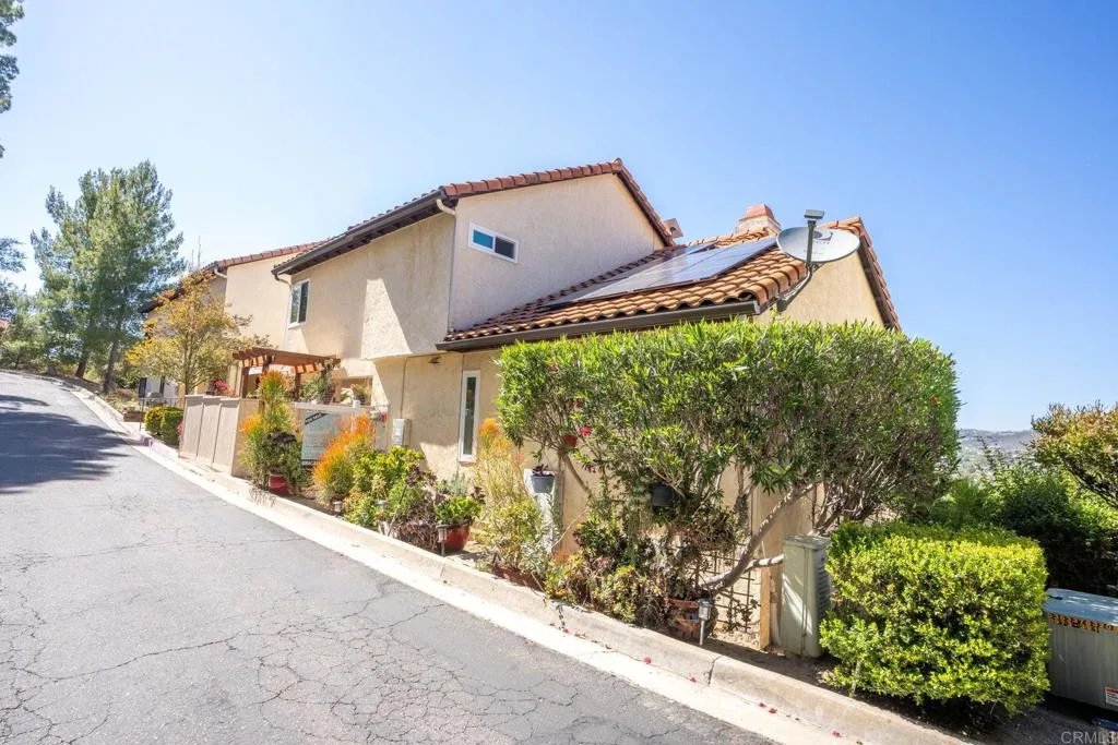 https://cdn.realtyfeed.com/cdn/127/306684367/88f82eb58342879eaa7d2e42b8e12bec.webp