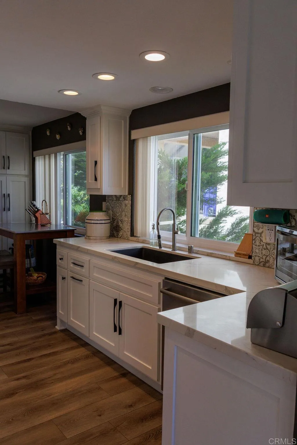https://cdn.realtyfeed.com/cdn/127/306684367/b8a20b77e177ac221b29a64113a1e17d.webp