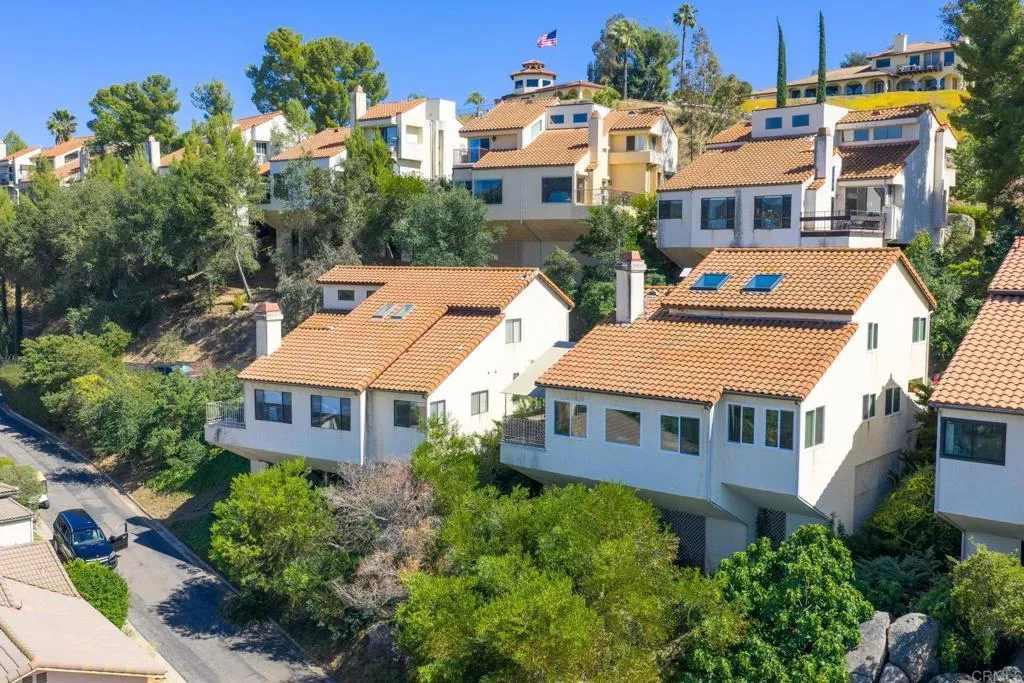 https://cdn.realtyfeed.com/cdn/127/306684367/e3e4c82eee54d50f63253726f53ccf40.webp