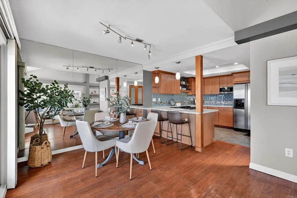 https://cdn.realtyfeed.com/cdn/127/306684381/4f1d7674b0dd4fc72b15abaf0de94892.webp