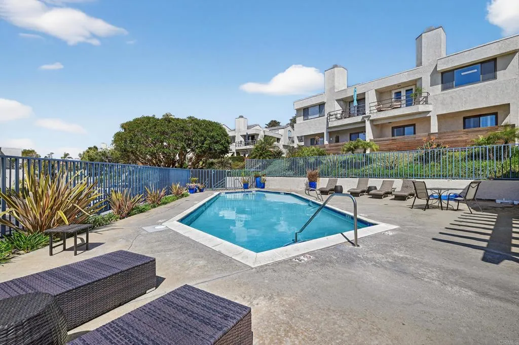 https://cdn.realtyfeed.com/cdn/127/306684381/d6b404ff64a521544f990c281b979f83.webp