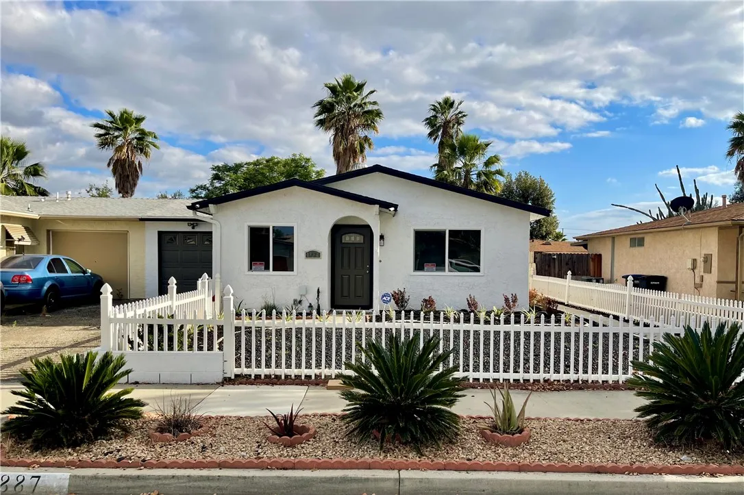 2012 Ward, Fullerton, CA, 92833