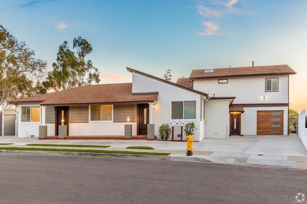 Featured listings