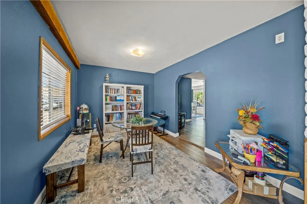 https://cdn.realtyfeed.com/cdn/127/306684503/b2c5bd3a82a6f81588a436d8dec77736.webp