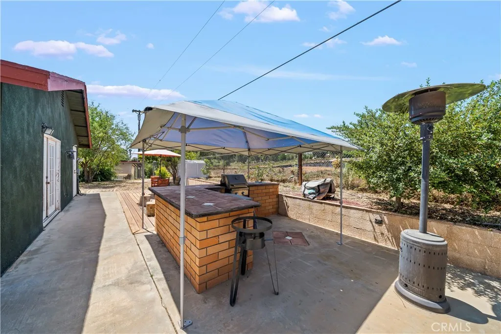 https://cdn.realtyfeed.com/cdn/127/306684503/ca8c25488f6c2a720ddbdf94688d7175.webp