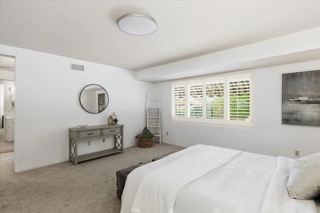 https://cdn.realtyfeed.com/cdn/127/306684550/9a0386ea007d19c4deacc04c47013cc7.webp