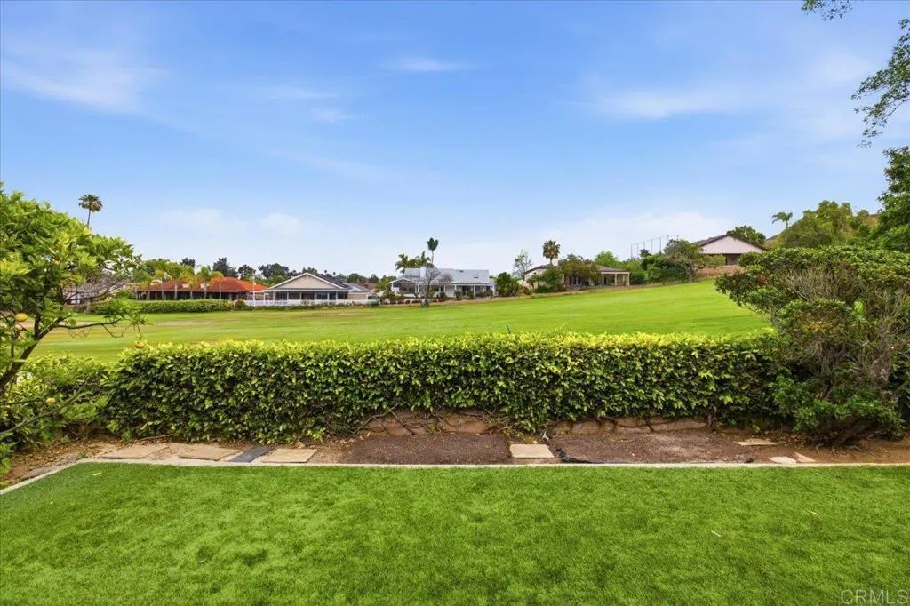 https://cdn.realtyfeed.com/cdn/127/306684550/af6039d149b7d36ed435b15449278c28.webp