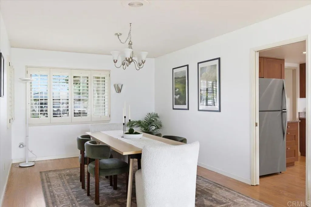 https://cdn.realtyfeed.com/cdn/127/306684550/e5d86212e3d152f6e81b71080e260342.webp