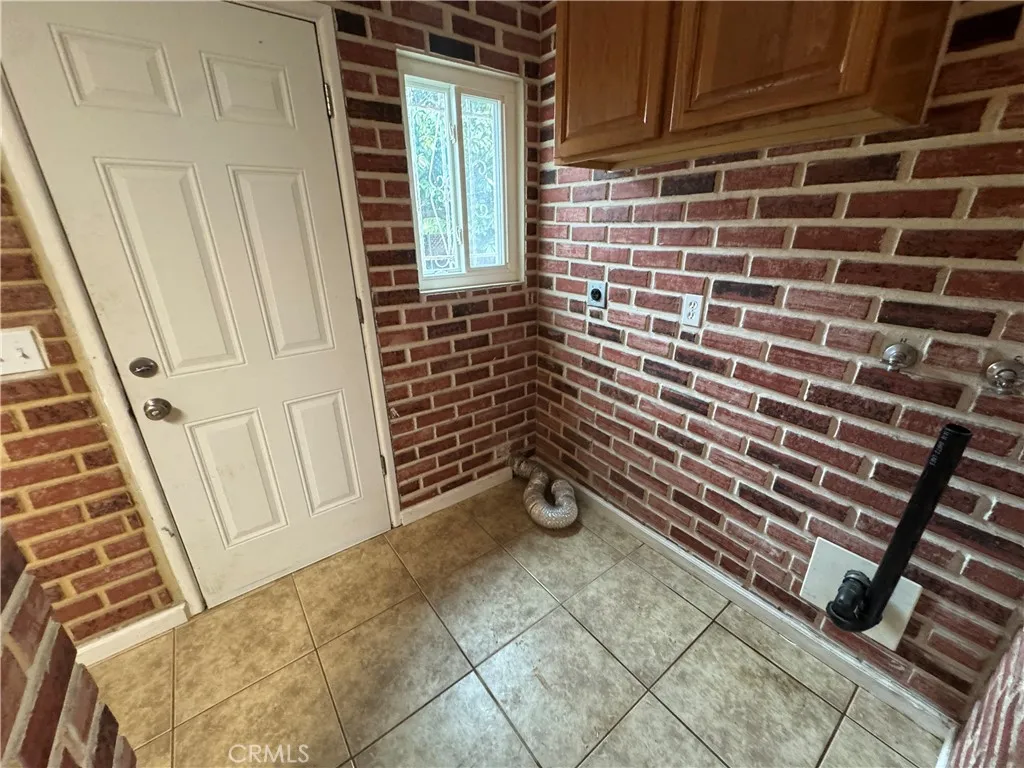 https://cdn.realtyfeed.com/cdn/127/306684551/e9f787b4222823c5503a7d6fc5a80e23.webp
