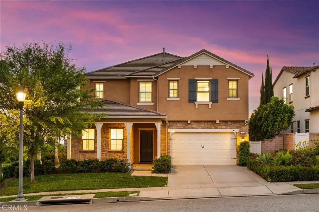 Azusa, CA 91702