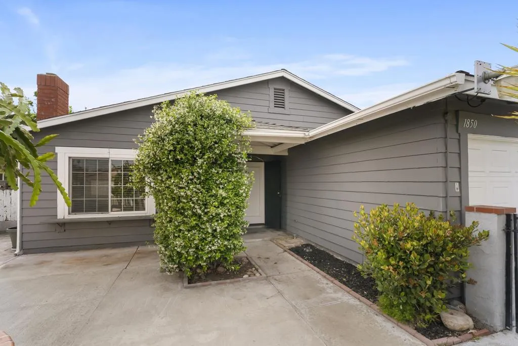 https://cdn.realtyfeed.com/cdn/127/306684586/693c30afd2b1066b526413e9c44afea4.webp
