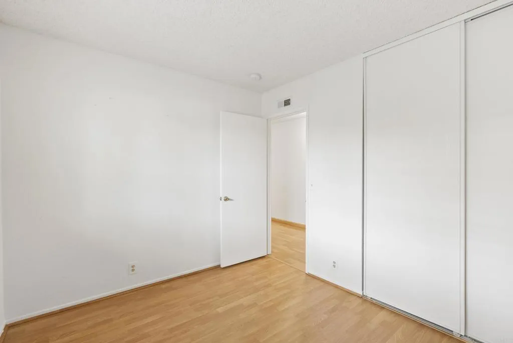 https://cdn.realtyfeed.com/cdn/127/306684586/81f704a85fea42aacc8c6faaa9630d19.webp