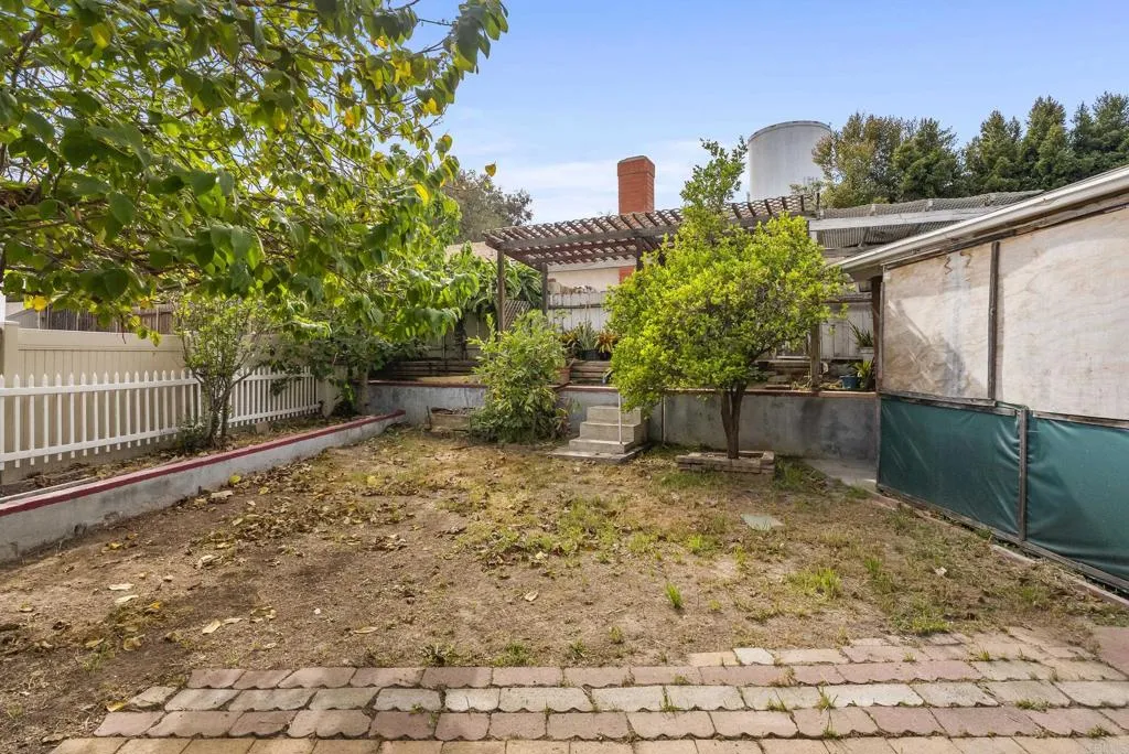 https://cdn.realtyfeed.com/cdn/127/306684586/9045ff3dd16fc8de29b6af8df93bd308.webp