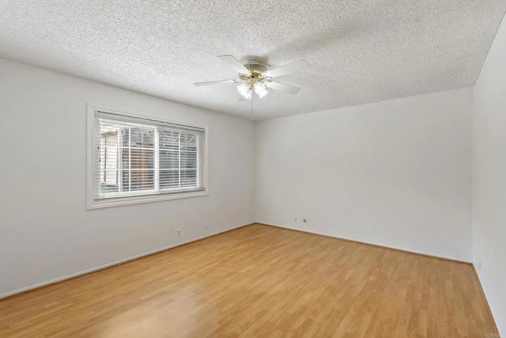 https://cdn.realtyfeed.com/cdn/127/306684586/9d27eb38788053ca248331da49bd10a8.webp