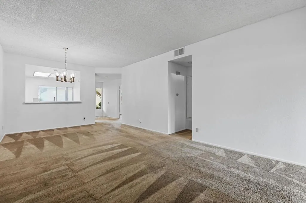 https://cdn.realtyfeed.com/cdn/127/306684598/630ac9dbf9f2647ab1a6d90cfe9af264.webp
