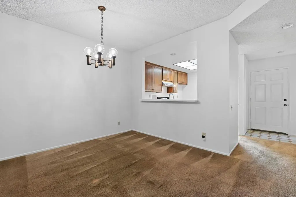 https://cdn.realtyfeed.com/cdn/127/306684598/b7bfd83c87a36df94c515bb5051d49c2.webp