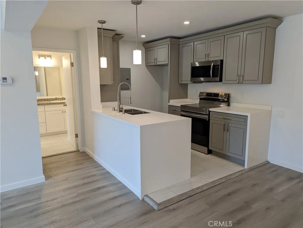 Encino, CA 91316