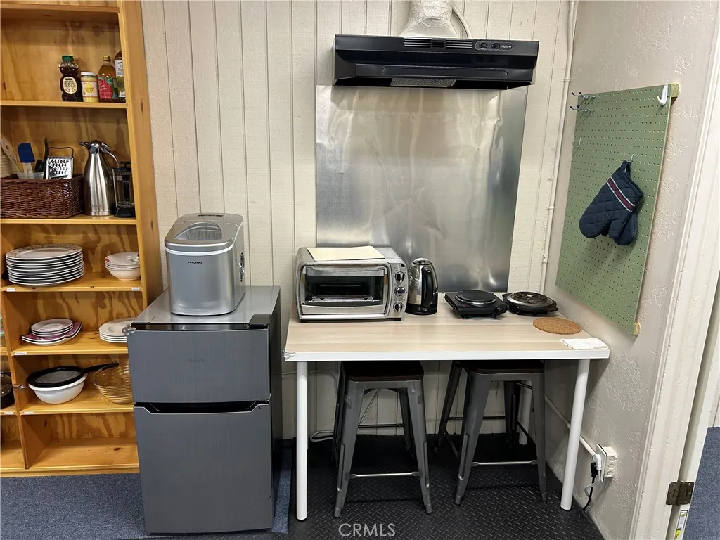 7025 Cuddy Valley Rd. UNIT F & H, Frazier Park, CA, 93225