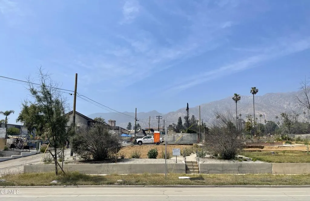Altadena, CA 91001