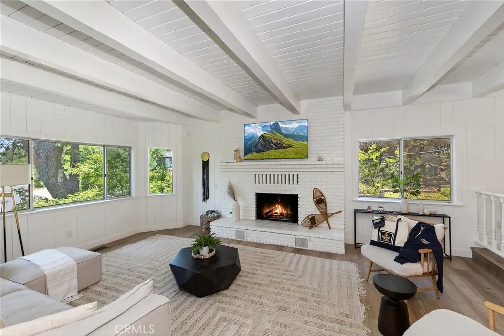 Lake Arrowhead, CA 92352