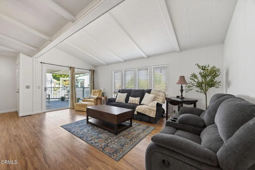 84 Poinsettia Gardens Drive, Ventura, CA, 93004