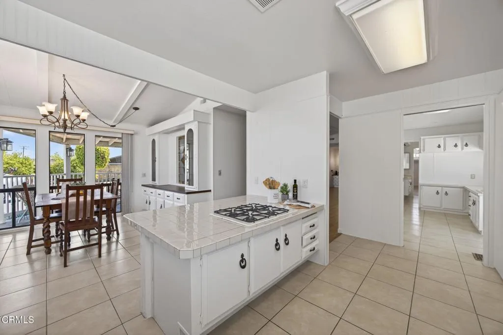 84 Poinsettia Gardens Drive, Ventura, CA, 93004