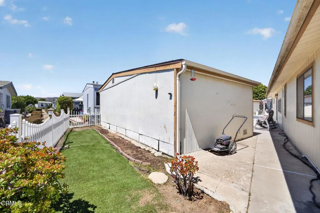 84 Poinsettia Gardens Drive, Ventura, CA, 93004