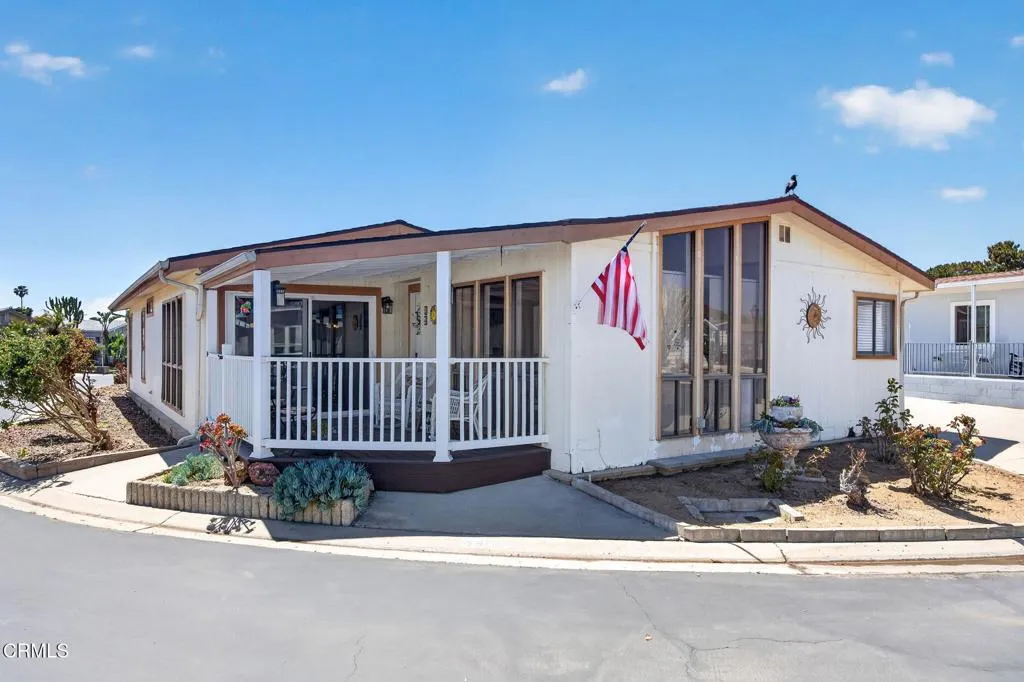 84 Poinsettia Gardens Drive, Ventura, CA, 93004