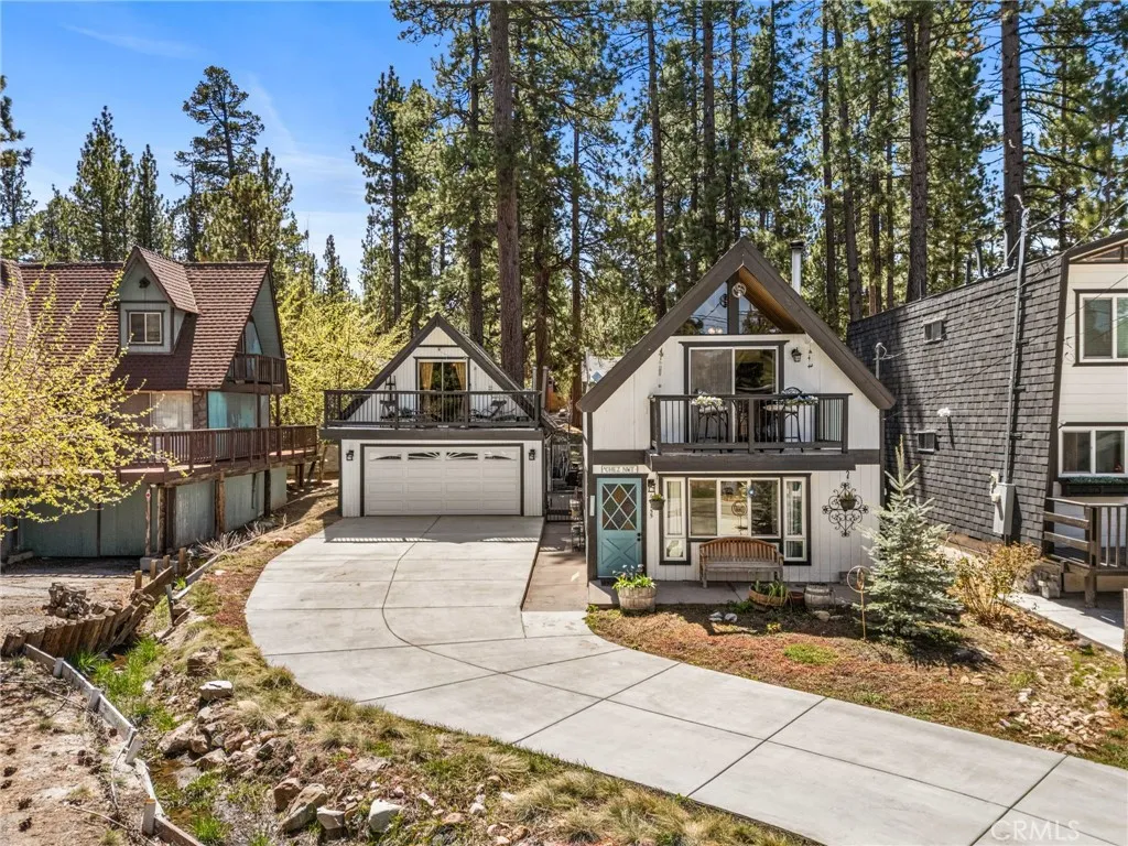 40155 Mahanoy, Big Bear Lake, CA 92315 - Photo 3 of 50, Big Bear Lake, CA