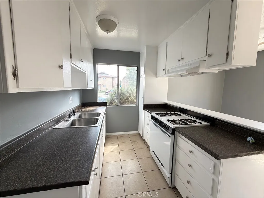 1611 Picadilly Way UNIT B, Fullerton, CA, 92833