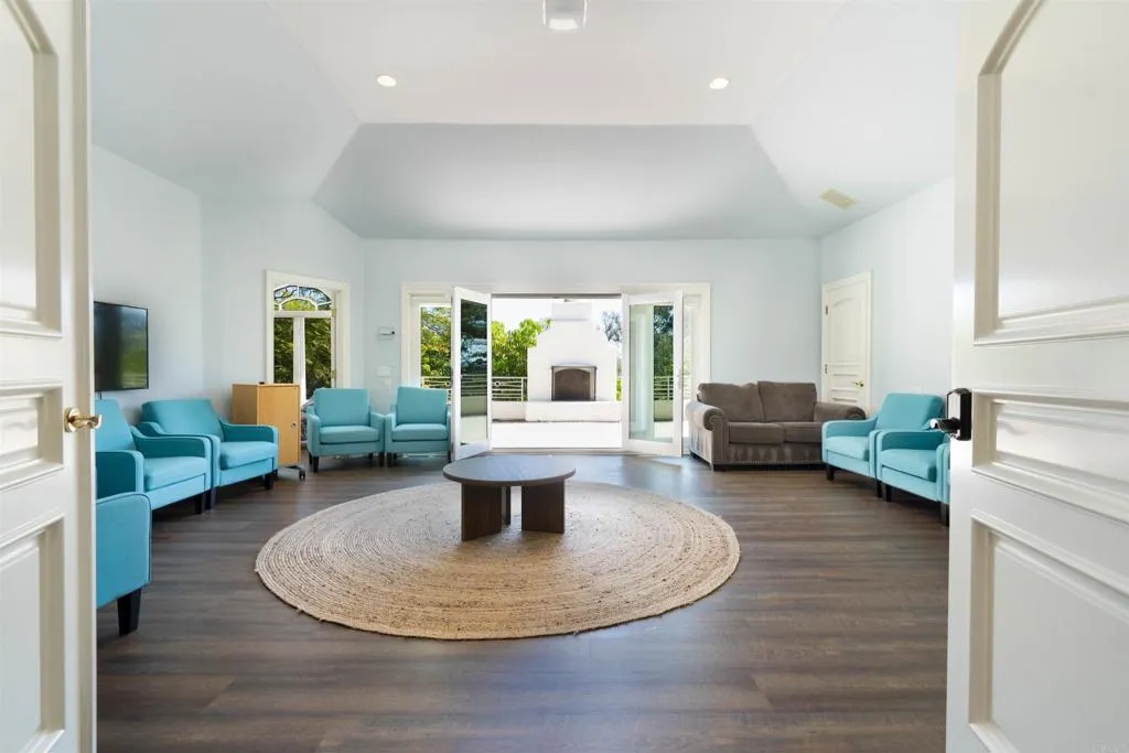 https://cdn.realtyfeed.com/cdn/127/306684843/0408ba05b148bc1e89c1a38f5a309ce3.webp