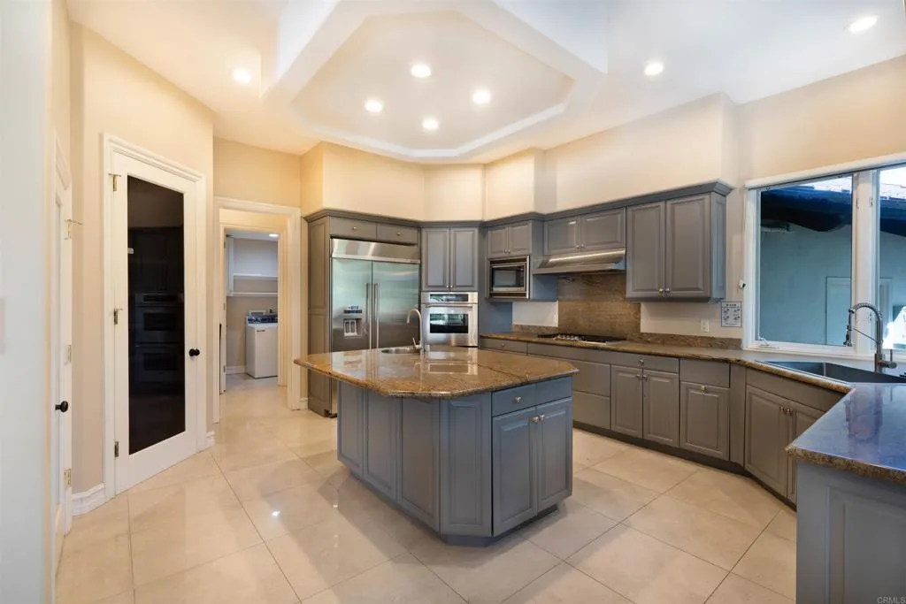 https://cdn.realtyfeed.com/cdn/127/306684843/173e7cc524ddfa36c34731951f35ba9a.webp