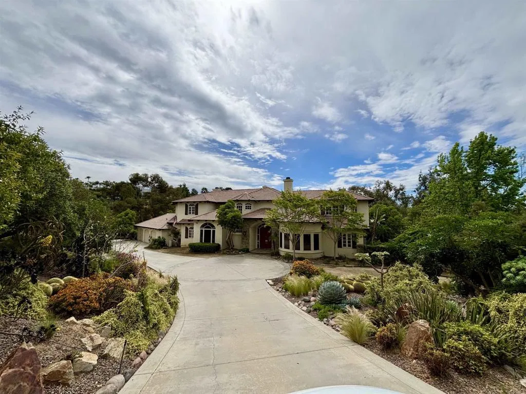 https://cdn.realtyfeed.com/cdn/127/306684843/34789b020f66bd2ed426eb1434b8754a.webp