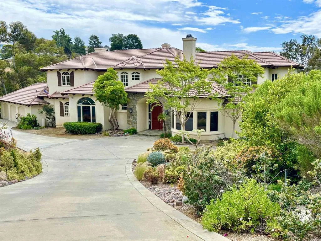 7324 El Fuerte Street, Carlsbad, CA, 92009