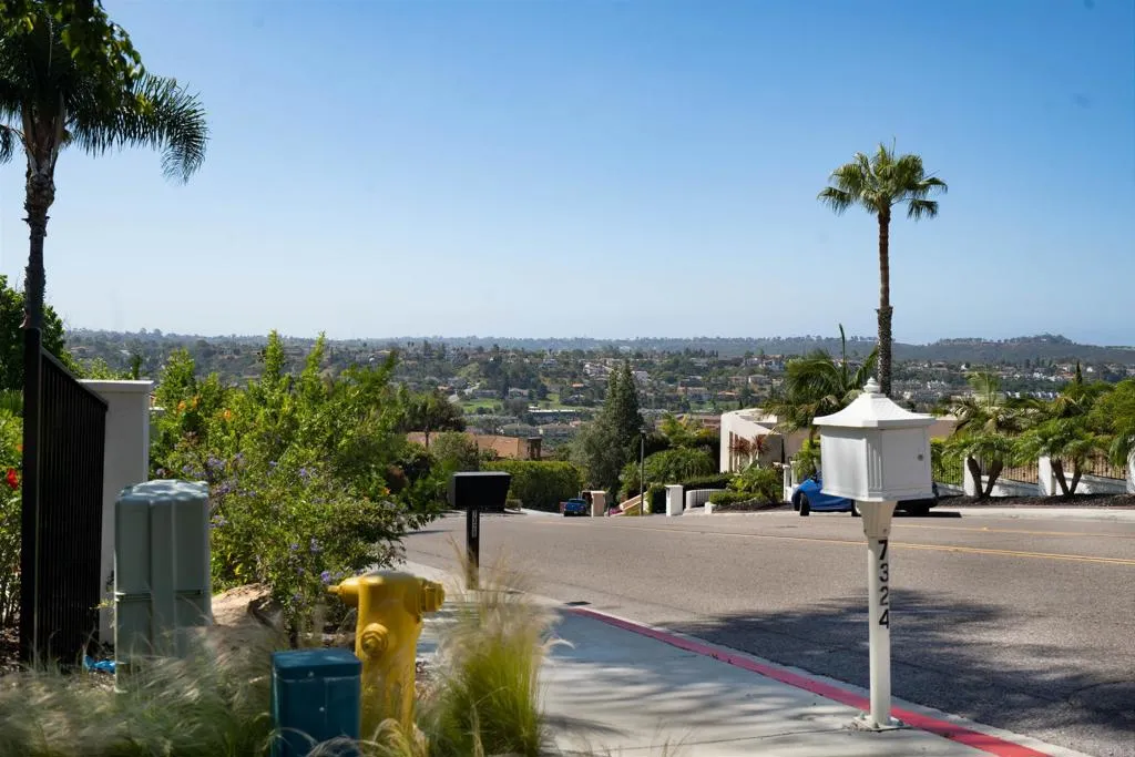7324 El Fuerte Street, Carlsbad, CA, 92009