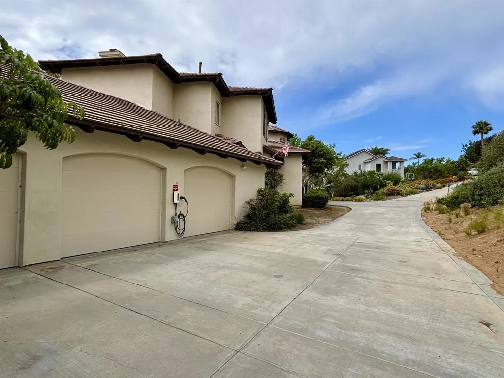 https://cdn.realtyfeed.com/cdn/127/306684843/5a84b4cff6b9ea4c5d19bab3a031f318.webp