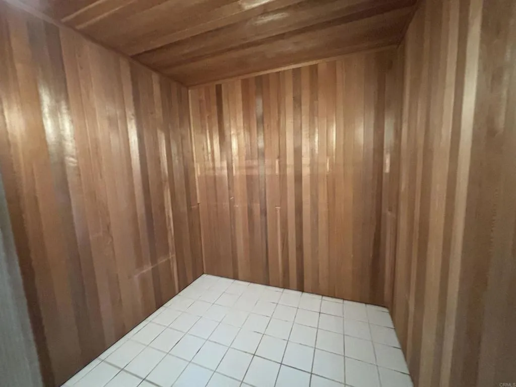 https://cdn.realtyfeed.com/cdn/127/306684843/7beda00e6bd21d921546d9f59f5556f2.webp
