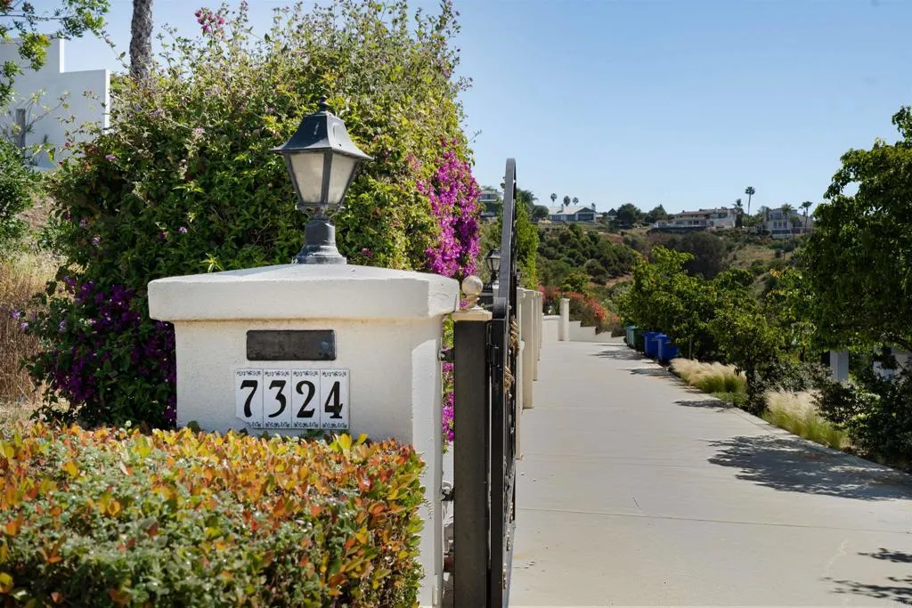 https://cdn.realtyfeed.com/cdn/127/306684843/c629831ec49a34be42909fef8c039894.webp