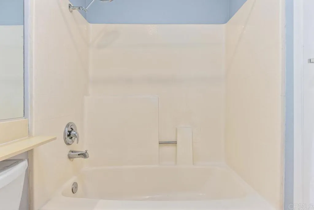 https://cdn.realtyfeed.com/cdn/127/306684844/a40dce3e1e7a753eeea309efb69ddf71.webp