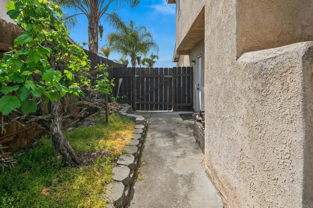 https://cdn.realtyfeed.com/cdn/127/306684859/0bbec11c519956bd1e1e926d7114fdb1.webp