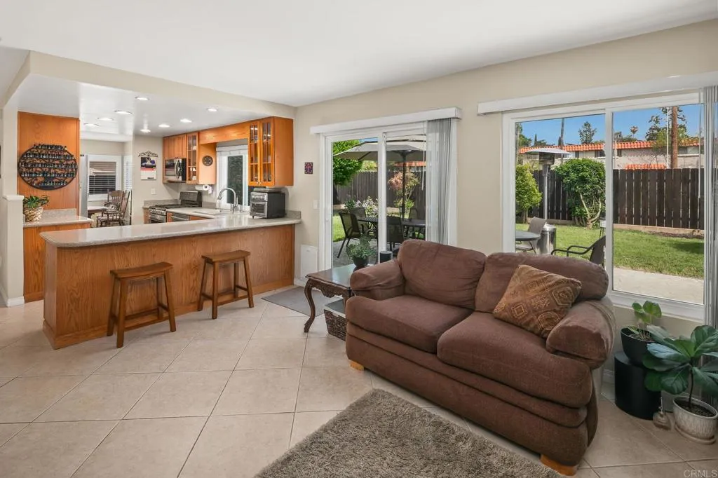 https://cdn.realtyfeed.com/cdn/127/306684859/f2c71adc264205d727df653e2959581f.webp
