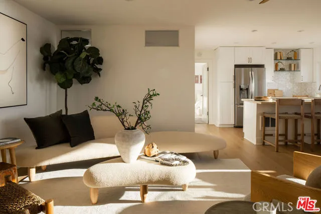 1000 The Strand, Manhattan Beach, CA, 90266